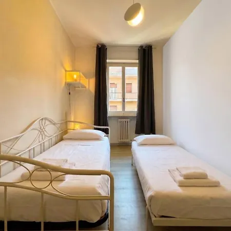 Appartement Centro & Leonardo: Trilocale Moderno Con Balcone
